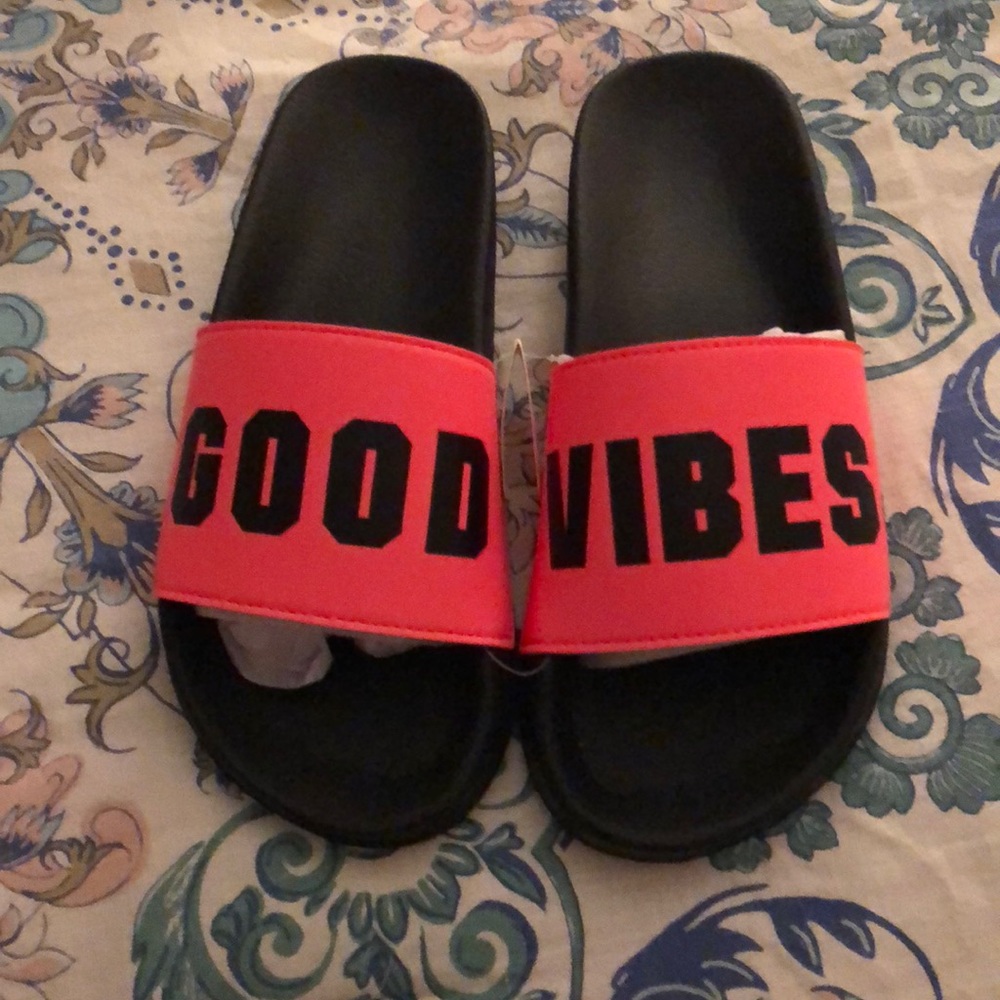 VS sandals